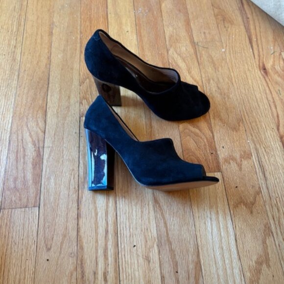 Coach Swede peek a boo toe shoe - Picture 2 of 4